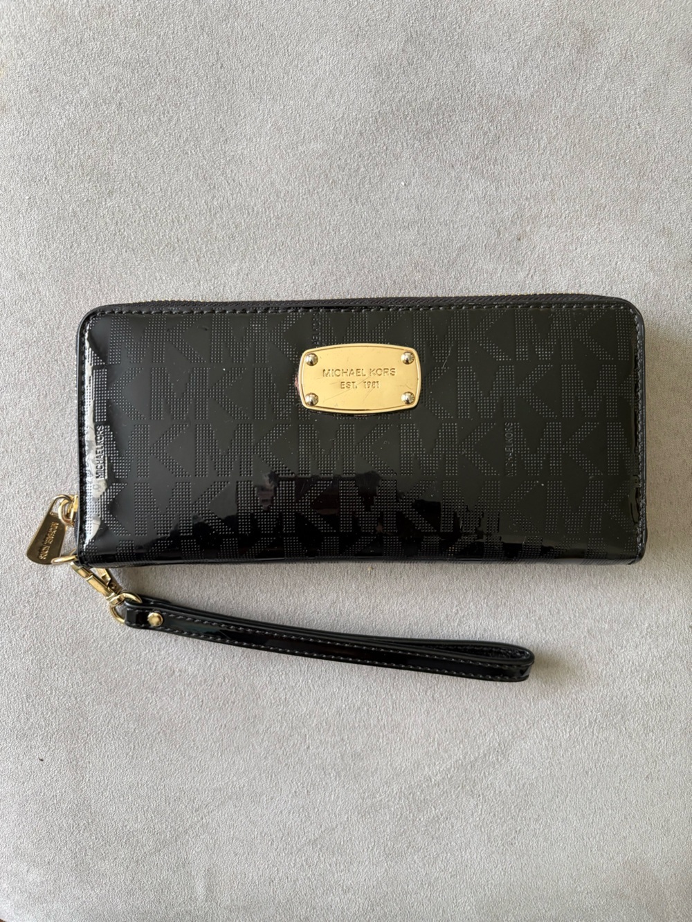 Michael Kors Black Patent Logo Zip Wristlet with Gold Plate